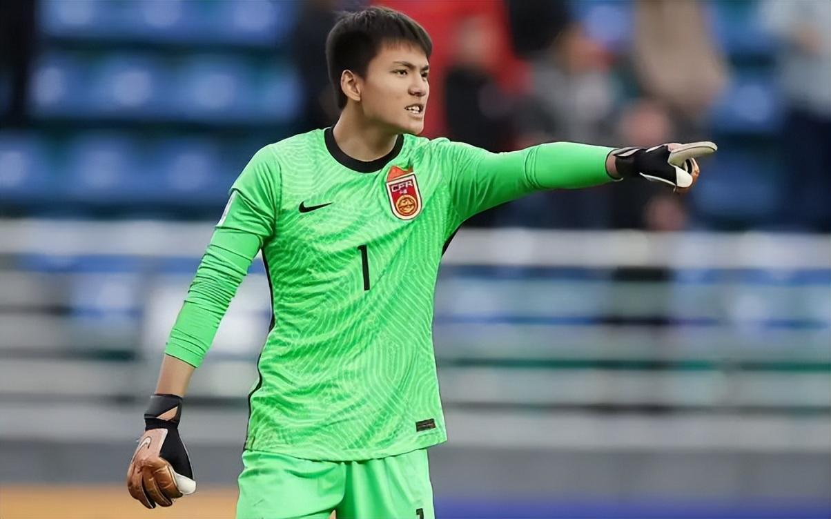 pp电子官网-两场比赛10分！助力国足小组第一，马竞出品的他成男足的奥布拉克